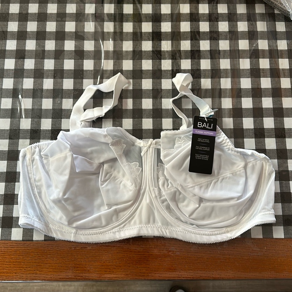 Bali flower bra 44DDD white